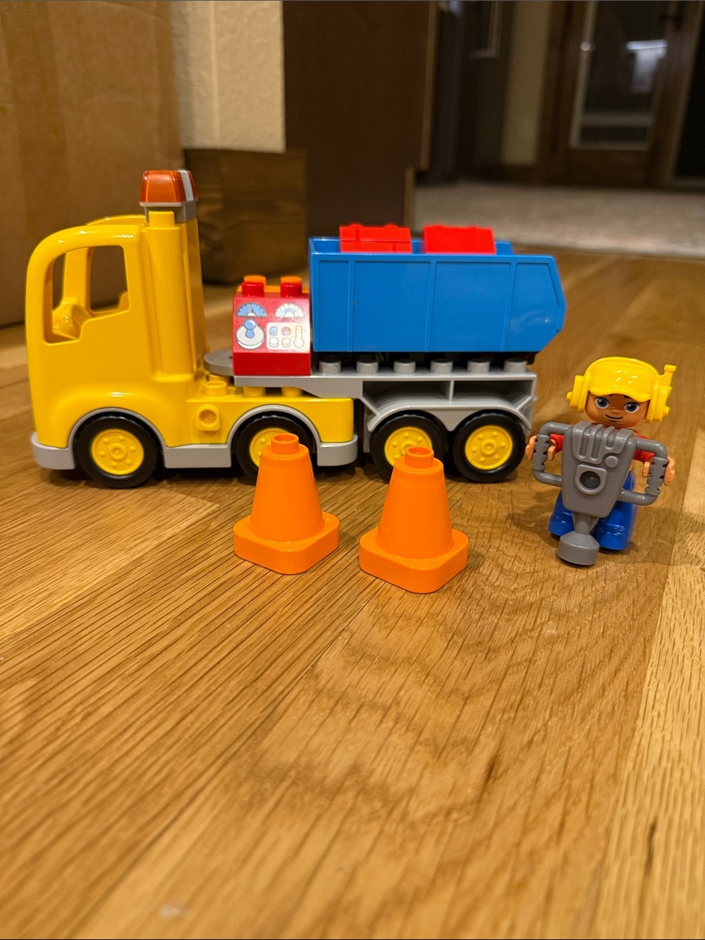 LEGO Duplo 10813 Big Construction Site - Picture 5 of 11